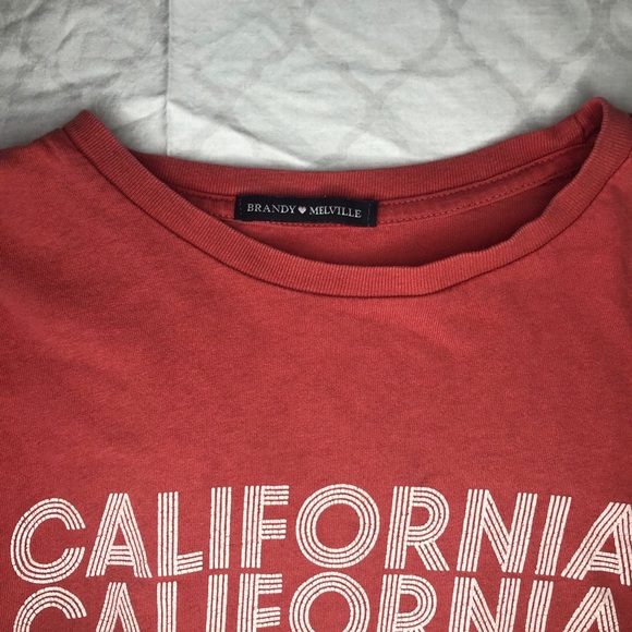 Brandy Melville California Top - Picture 2 of 2